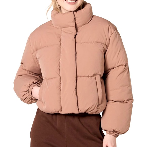NWT Amazon Essentials Women's Cropped Puffer Jacket in Light Brown, Small - Picture 4 of 11